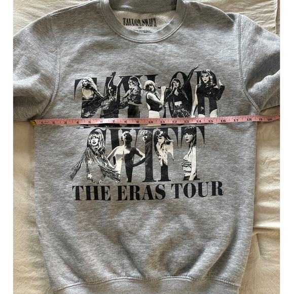 Taylor Swift Eras Concert Sweatshirt XS Gray - Picture 2 of 7